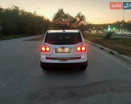 Білий Шевроле Орландо, об'ємом двигуна 2 л та пробігом 180 тис. км за 11000 $, фото 13 на Automoto.ua
