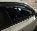 Білий Шевроле Орландо, об'ємом двигуна 2 л та пробігом 180 тис. км за 11000 $, фото 8 на Automoto.ua