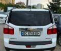 Белый Шевроле Орландо, объемом двигателя 2 л и пробегом 155 тыс. км за 5300 $, фото 3 на Automoto.ua