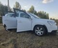Белый Шевроле Орландо, объемом двигателя 2 л и пробегом 221 тыс. км за 3804 $, фото 4 на Automoto.ua