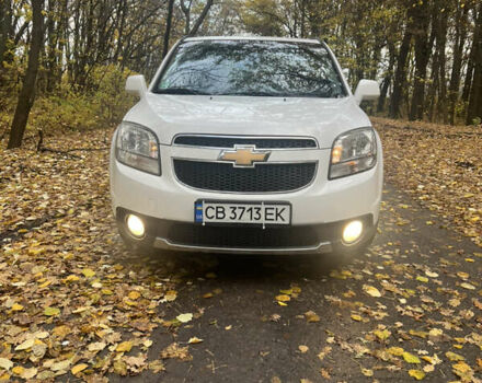 Белый Шевроле Орландо, объемом двигателя 1.8 л и пробегом 280 тыс. км за 7800 $, фото 1 на Automoto.ua
