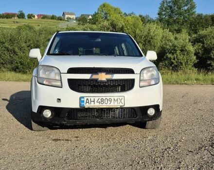 Белый Шевроле Орландо, объемом двигателя 1.8 л и пробегом 270 тыс. км за 4999 $, фото 1 на Automoto.ua