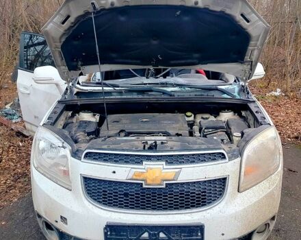 Белый Шевроле Орландо, объемом двигателя 2 л и пробегом 178 тыс. км за 3200 $, фото 1 на Automoto.ua