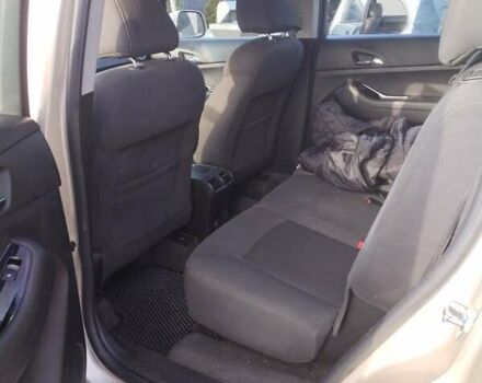 Бежевый Шевроле Орландо, объемом двигателя 1.8 л и пробегом 234 тыс. км за 8500 $, фото 3 на Automoto.ua