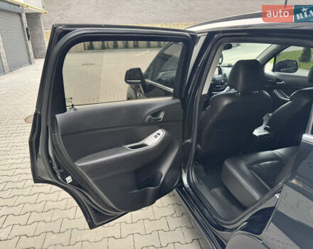Черный Шевроле Орландо, объемом двигателя 2 л и пробегом 207 тыс. км за 8700 $, фото 18 на Automoto.ua