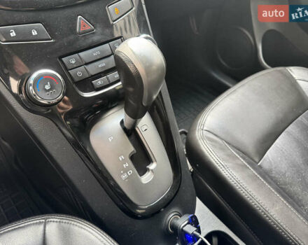 Черный Шевроле Орландо, объемом двигателя 2 л и пробегом 207 тыс. км за 8700 $, фото 30 на Automoto.ua