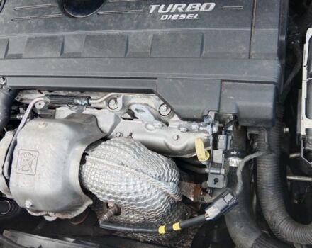 Черный Шевроле Орландо, объемом двигателя 2 л и пробегом 212 тыс. км за 8500 $, фото 5 на Automoto.ua