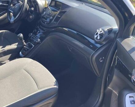 Чорний Шевроле Орландо, об'ємом двигуна 2 л та пробігом 202 тис. км за 9200 $, фото 5 на Automoto.ua