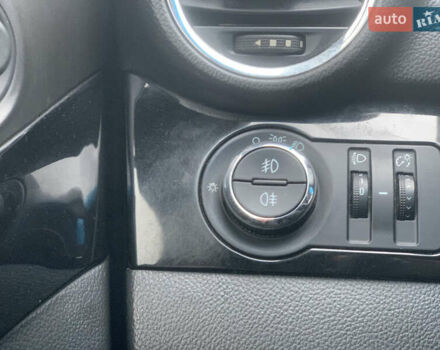 Черный Шевроле Орландо, объемом двигателя 1.8 л и пробегом 149 тыс. км за 7800 $, фото 18 на Automoto.ua