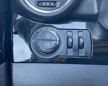 Чорний Шевроле Орландо, об'ємом двигуна 2 л та пробігом 202 тис. км за 9200 $, фото 1 на Automoto.ua