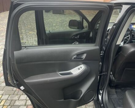 Черный Шевроле Орландо, объемом двигателя 2 л и пробегом 292 тыс. км за 8200 $, фото 10 на Automoto.ua