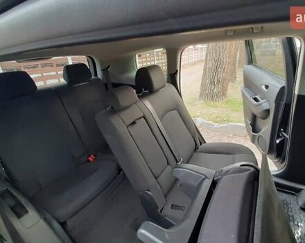 Черный Шевроле Орландо, объемом двигателя 1.8 л и пробегом 65 тыс. км за 10000 $, фото 7 на Automoto.ua