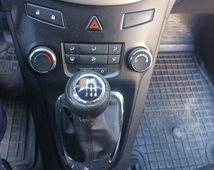 Черный Шевроле Орландо, объемом двигателя 1.36 л и пробегом 190 тыс. км за 12199 $, фото 14 на Automoto.ua