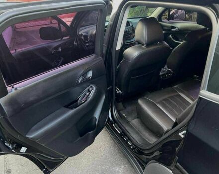 Черный Шевроле Орландо, объемом двигателя 2 л и пробегом 290 тыс. км за 11600 $, фото 3 на Automoto.ua