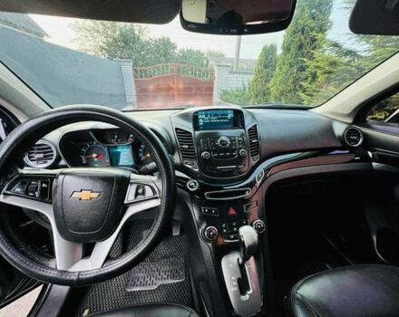 Черный Шевроле Орландо, объемом двигателя 2 л и пробегом 290 тыс. км за 11600 $, фото 6 на Automoto.ua