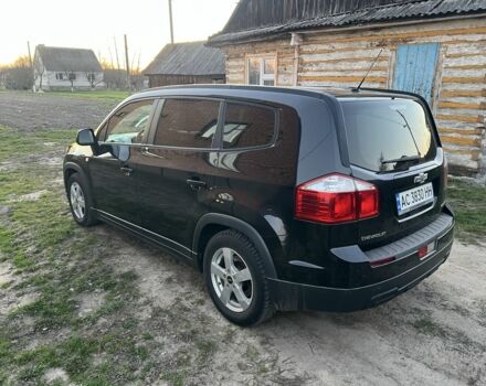 Черный Шевроле Орландо, объемом двигателя 1.8 л и пробегом 3 тыс. км за 10000 $, фото 4 на Automoto.ua