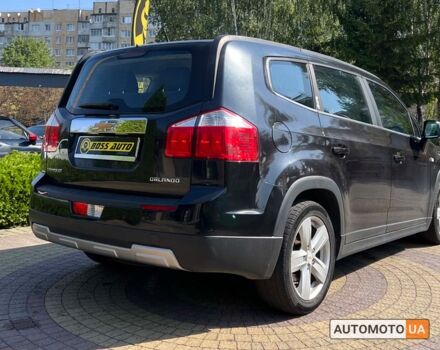 Черный Шевроле Орландо, объемом двигателя 2 л и пробегом 197 тыс. км за 10900 $, фото 6 на Automoto.ua