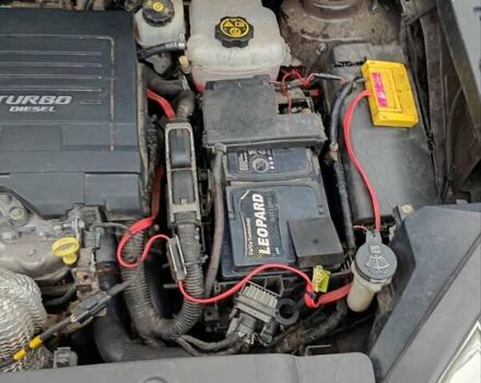 Коричневый Шевроле Орландо, объемом двигателя 2 л и пробегом 317 тыс. км за 9800 $, фото 12 на Automoto.ua