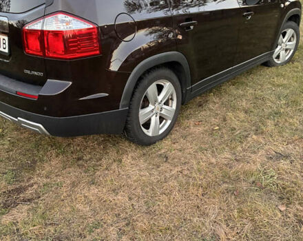 Коричневый Шевроле Орландо, объемом двигателя 2 л и пробегом 317 тыс. км за 9200 $, фото 2 на Automoto.ua