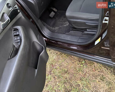 Коричневый Шевроле Орландо, объемом двигателя 2 л и пробегом 317 тыс. км за 9200 $, фото 9 на Automoto.ua