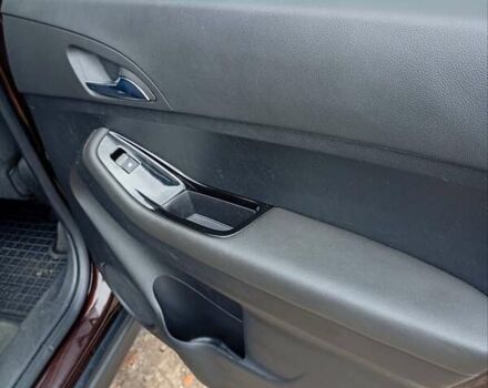 Коричневый Шевроле Орландо, объемом двигателя 2 л и пробегом 317 тыс. км за 9800 $, фото 8 на Automoto.ua