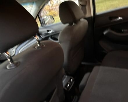 Коричневый Шевроле Орландо, объемом двигателя 2 л и пробегом 317 тыс. км за 9300 $, фото 6 на Automoto.ua