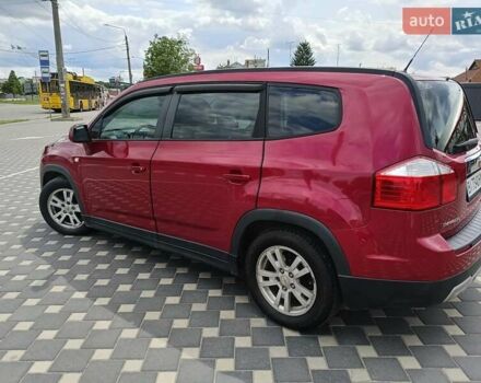 Красный Шевроле Орландо, объемом двигателя 1.8 л и пробегом 233 тыс. км за 9199 $, фото 3 на Automoto.ua
