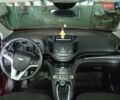 Красный Шевроле Орландо, объемом двигателя 1.8 л и пробегом 360 тыс. км за 9000 $, фото 3 на Automoto.ua