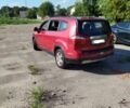 Красный Шевроле Орландо, объемом двигателя 1.8 л и пробегом 254 тыс. км за 8000 $, фото 2 на Automoto.ua