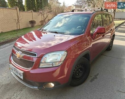 Красный Шевроле Орландо, объемом двигателя 1.36 л и пробегом 312 тыс. км за 8800 $, фото 1 на Automoto.ua