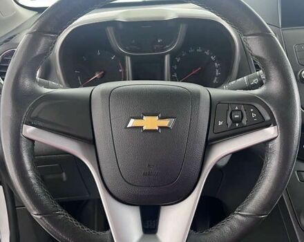 Шевроле Орландо, объемом двигателя 2 л и пробегом 127 тыс. км за 12850 $, фото 8 на Automoto.ua