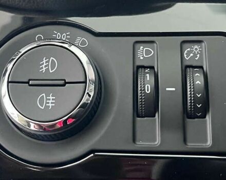 Шевроле Орландо, объемом двигателя 2 л и пробегом 127 тыс. км за 12850 $, фото 10 на Automoto.ua