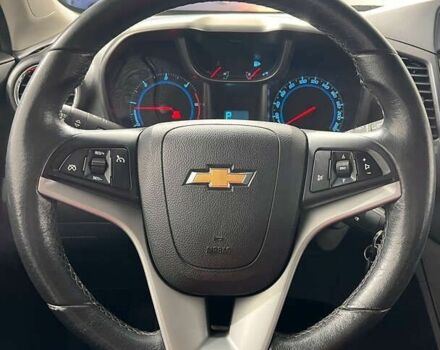 Шевроле Орландо, объемом двигателя 2 л и пробегом 166 тыс. км за 11850 $, фото 8 на Automoto.ua