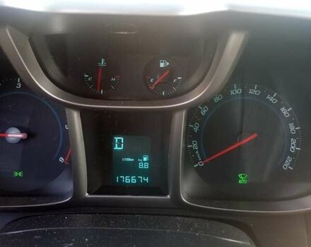 Шевроле Орландо, об'ємом двигуна 0 л та пробігом 176 тис. км за 10000 $, фото 5 на Automoto.ua