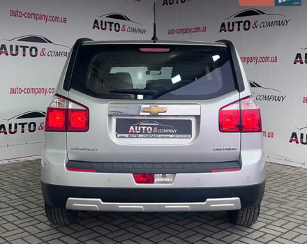 Серый Шевроле Орландо, объемом двигателя 2 л и пробегом 127 тыс. км за 12850 $, фото 3 на Automoto.ua