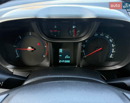 Серый Шевроле Орландо, объемом двигателя 2 л и пробегом 249 тыс. км за 9200 $, фото 12 на Automoto.ua