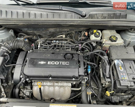 Сірий Шевроле Орландо, об'ємом двигуна 1.8 л та пробігом 192 тис. км за 9800 $, фото 16 на Automoto.ua