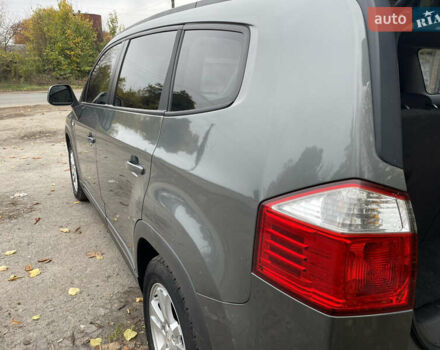 Серый Шевроле Орландо, объемом двигателя 1.8 л и пробегом 247 тыс. км за 9600 $, фото 10 на Automoto.ua