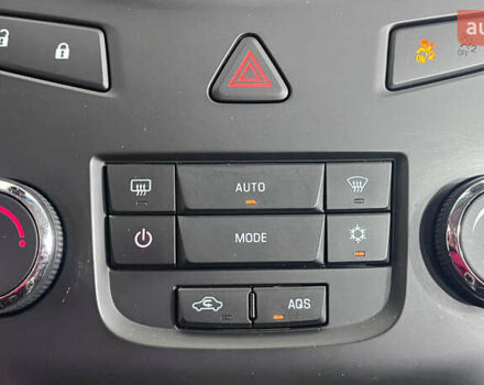 Серый Шевроле Орландо, объемом двигателя 2 л и пробегом 127 тыс. км за 12850 $, фото 17 на Automoto.ua