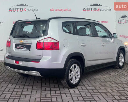 Серый Шевроле Орландо, объемом двигателя 2 л и пробегом 127 тыс. км за 12850 $, фото 2 на Automoto.ua