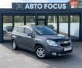 Сірий Шевроле Орландо, об'ємом двигуна 2 л та пробігом 240 тис. км за 7990 $, фото 1 на Automoto.ua