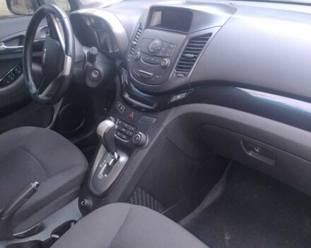 Серый Шевроле Орландо, объемом двигателя 1.8 л и пробегом 168 тыс. км за 8200 $, фото 1 на Automoto.ua