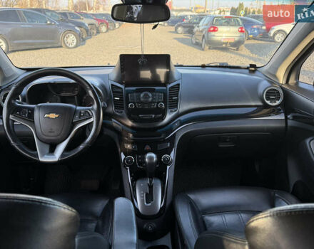 Серый Шевроле Орландо, объемом двигателя 2 л и пробегом 249 тыс. км за 9200 $, фото 8 на Automoto.ua