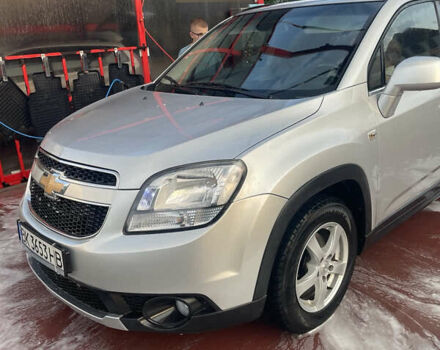 Сірий Шевроле Орландо, об'ємом двигуна 2 л та пробігом 249 тис. км за 8300 $, фото 1 на Automoto.ua
