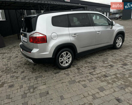 Серый Шевроле Орландо, объемом двигателя 2 л и пробегом 199 тыс. км за 8500 $, фото 7 на Automoto.ua