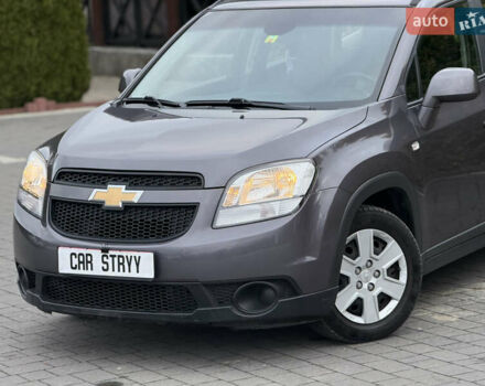 Серый Шевроле Орландо, объемом двигателя 1.8 л и пробегом 217 тыс. км за 7500 $, фото 8 на Automoto.ua
