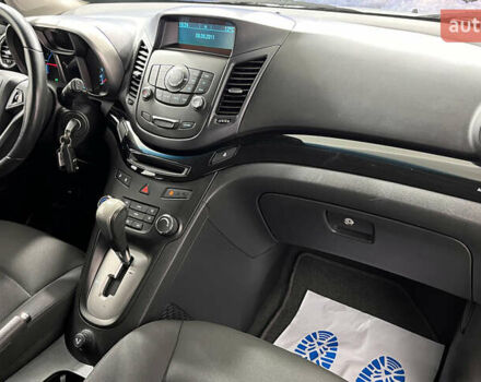 Серый Шевроле Орландо, объемом двигателя 2 л и пробегом 166 тыс. км за 11850 $, фото 16 на Automoto.ua
