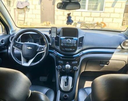 Сірий Шевроле Орландо, об'ємом двигуна 2 л та пробігом 266 тис. км за 8800 $, фото 10 на Automoto.ua