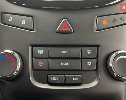 Серый Шевроле Орландо, объемом двигателя 2 л и пробегом 166 тыс. км за 11850 $, фото 25 на Automoto.ua