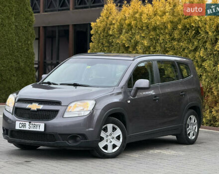 Серый Шевроле Орландо, объемом двигателя 1.8 л и пробегом 217 тыс. км за 7500 $, фото 5 на Automoto.ua